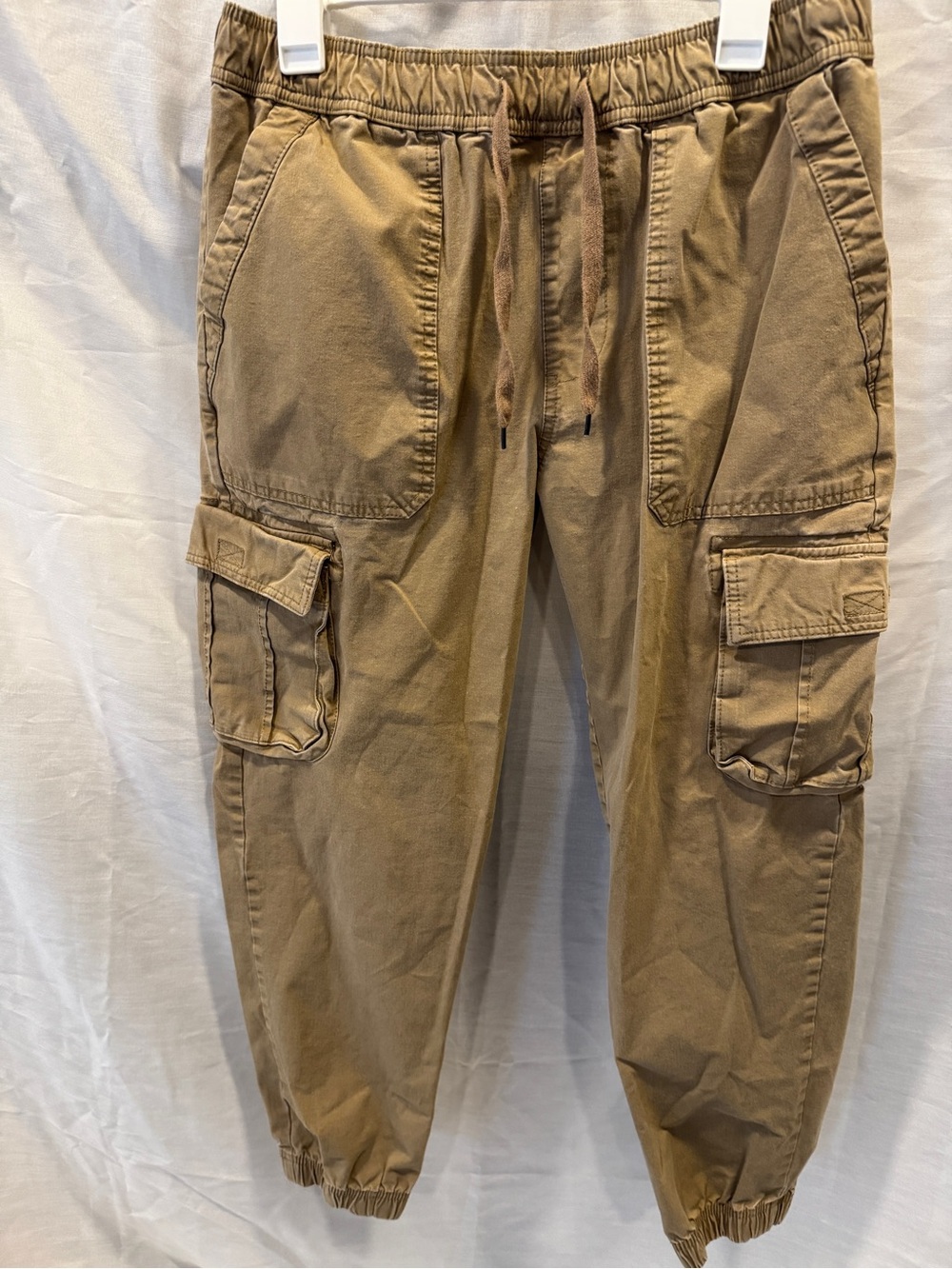 GAP Men's Tan Cargo Jogger Pants